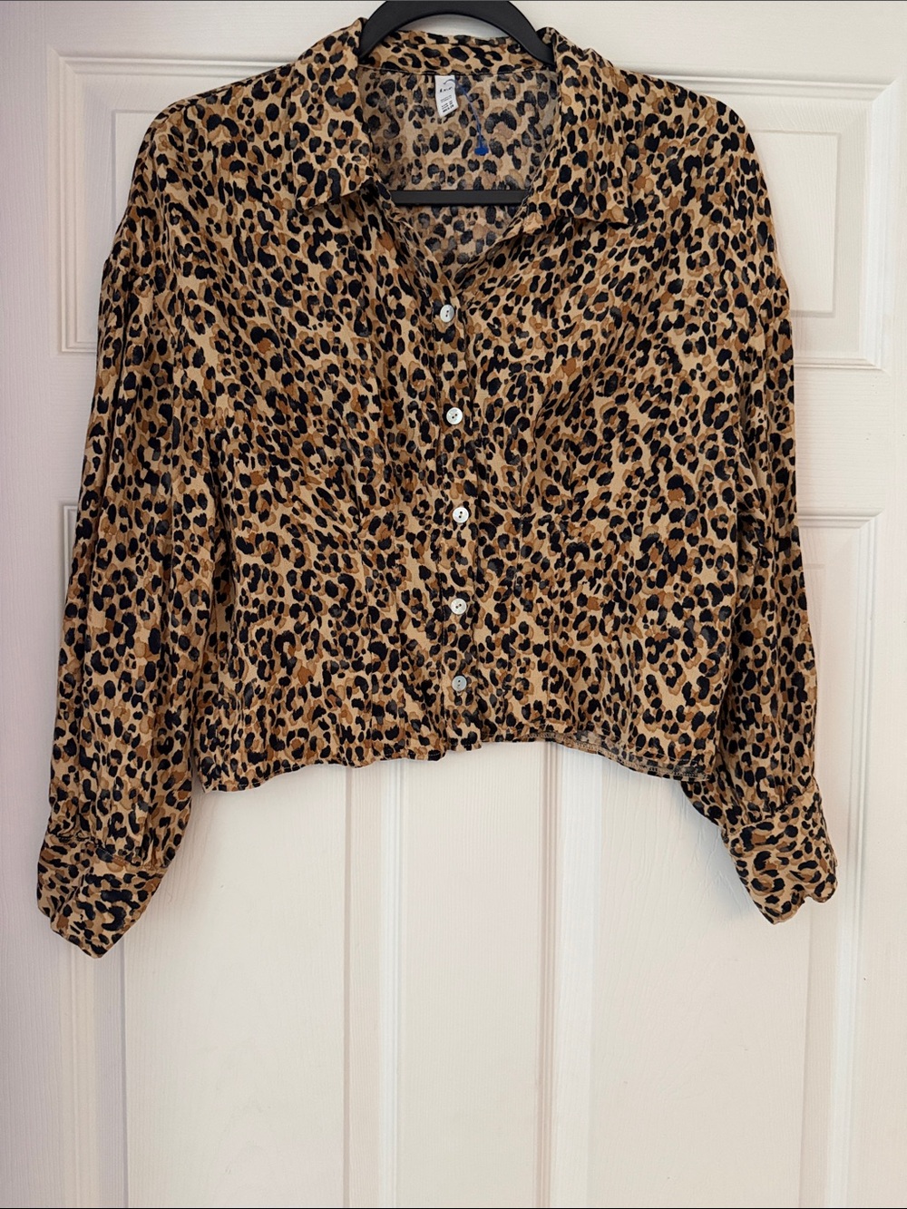 Cropped Leopard Print Button-Front Women's Top - Brown/Black